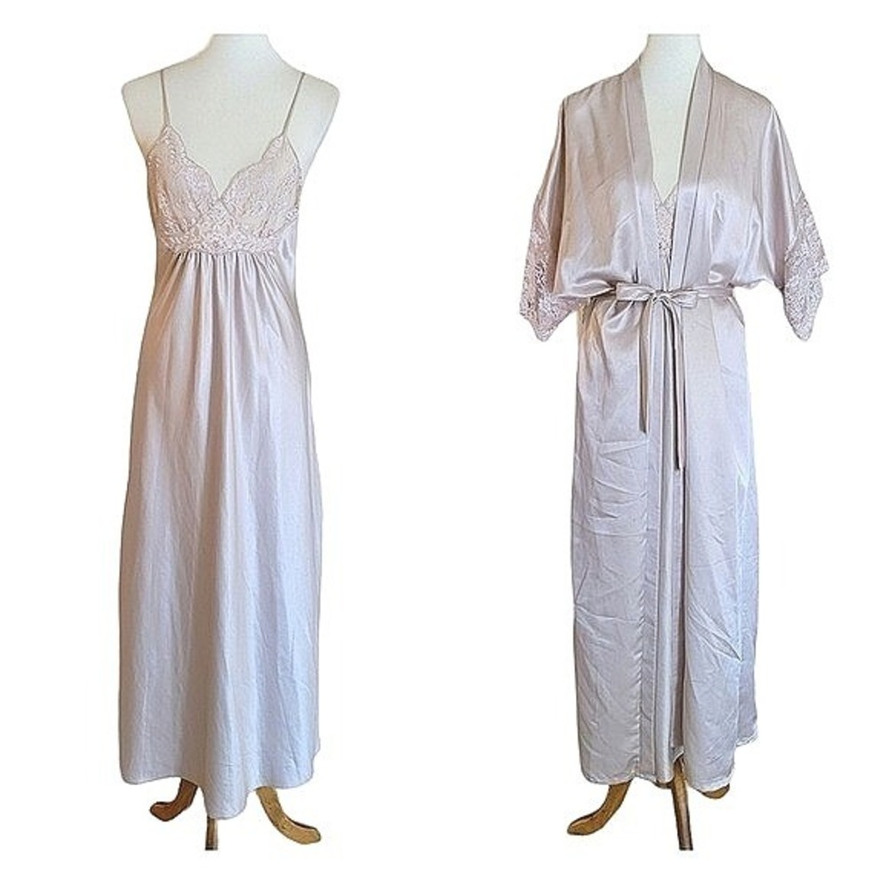 Vintage‎ Lucie Ann II Taupe Liquid Satin and Lace Pegnoir Set
